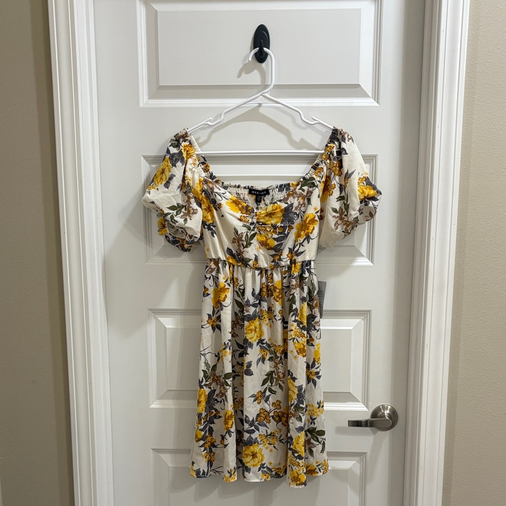 ✨NWT~Floral Nordstrom Dress✨